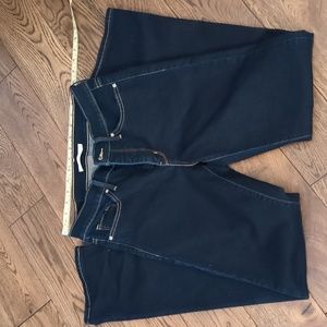 Levi's 314 shaping straight jeans